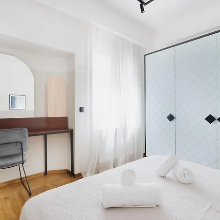 Apartment A Place 4u No45 *
